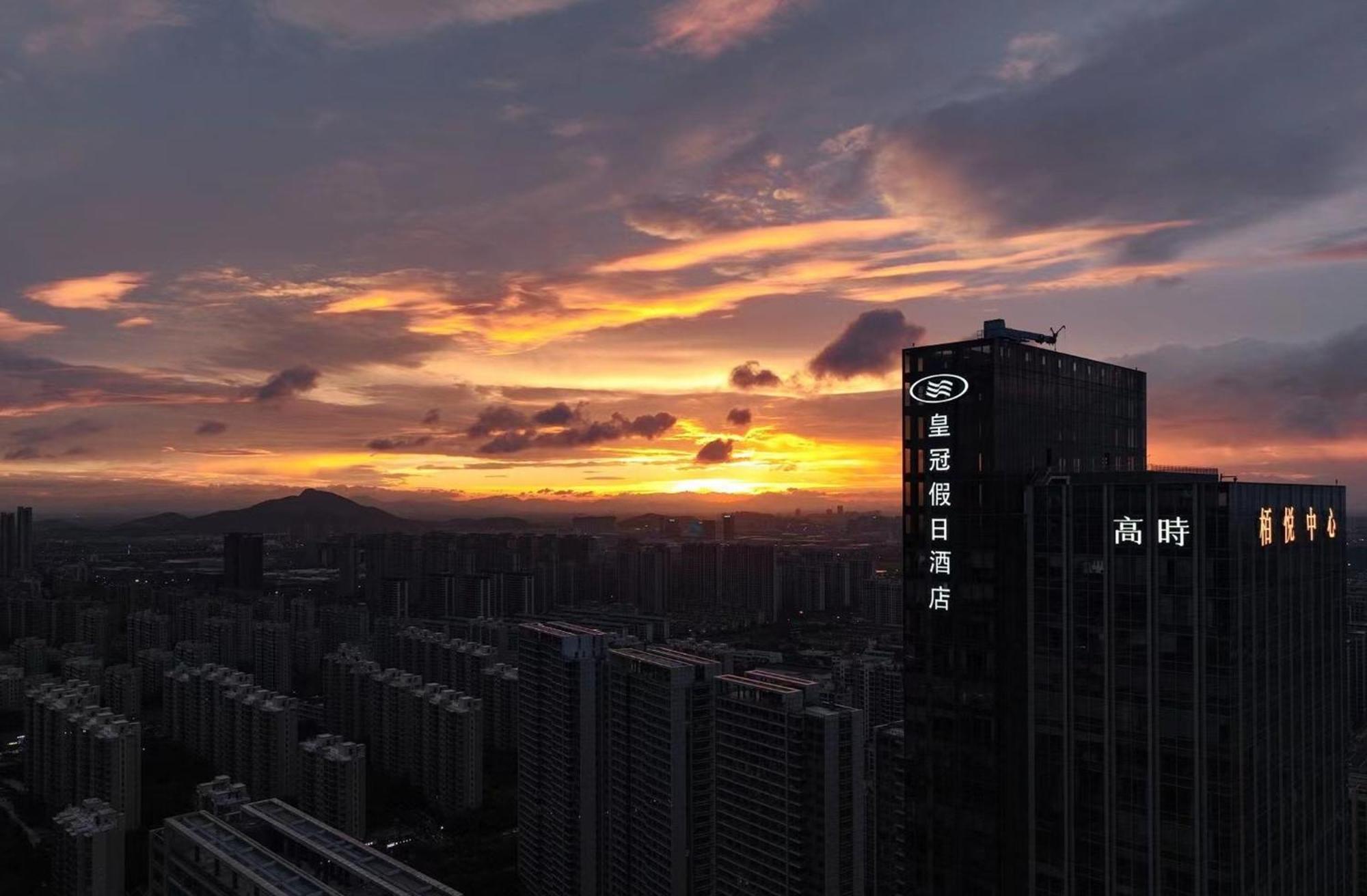Crowne Plaza Hangzhou Linping By Ihg Экстерьер фото